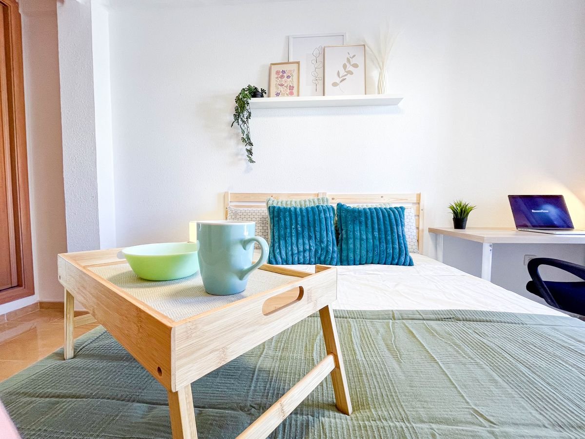 Habitación gestionada por Roomflow en Hospital Civil, Málaga